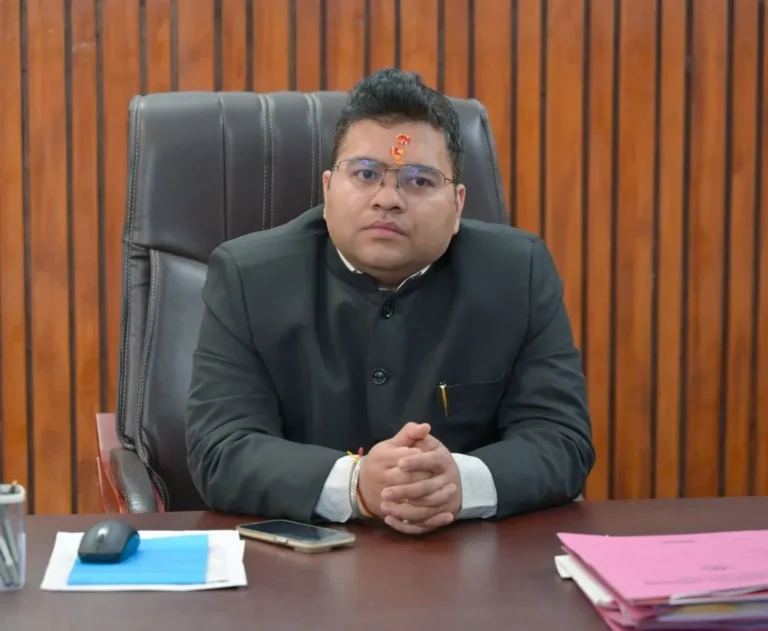 रुद्रप्रयाग जनपद को मिला नया नेतृत्व: नव नियुक्त जिलाधिकारी विशाल मिश्रा ने संभाली जनपद की कमान
