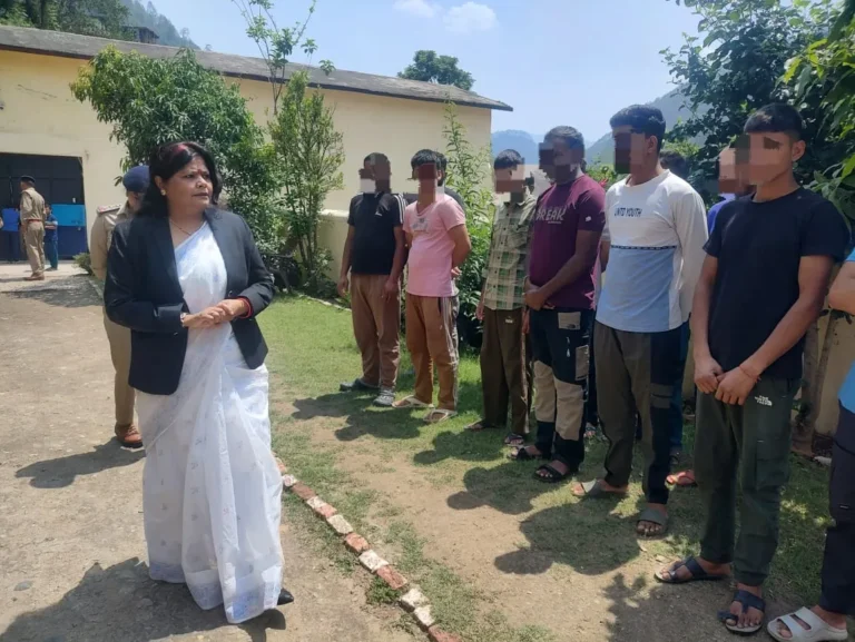 जिला कारागार रुद्रप्रयाग का संयुक्त निरीक्षण, बंदियों की सुविधाओं का लिया जायजा, नि:शुल्क विधिक सहायता एवं स्वास्थ्य सुविधाओं पर दिया जोर